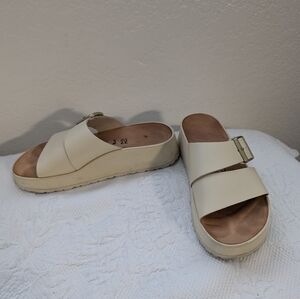 Platform Cream Birks